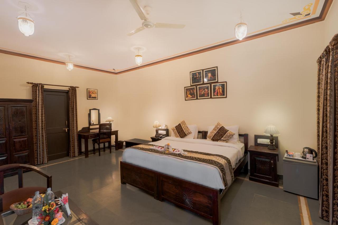 The Udaibagh Hotel Udaipur Exterior photo
